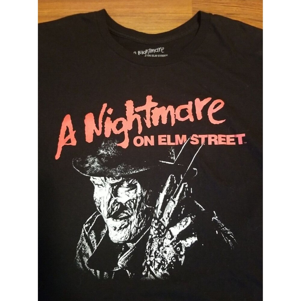 A NIGHTMARE ON ELM STREET Licensed Horror T-Shirt Large  Freddy Krueger   B2